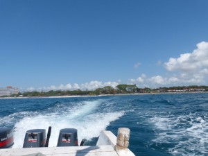 Boat to Lembongan